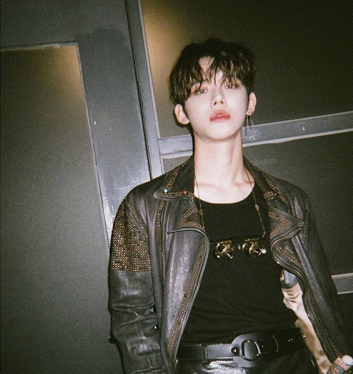 yeonjunwow's tweet photo. ㅆㅂ진짜실화?아존나닥치고꽃미남밴드 https://t.co/w0Z60TAU15