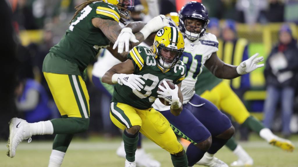 TSD__NFL's tweet photo. Six Key Factors That Will Determine the Winner of the Packers-Seahawks in Week 10 https://t.co/lbwuqgtdDD https://t.co/wEBTiAJXDS