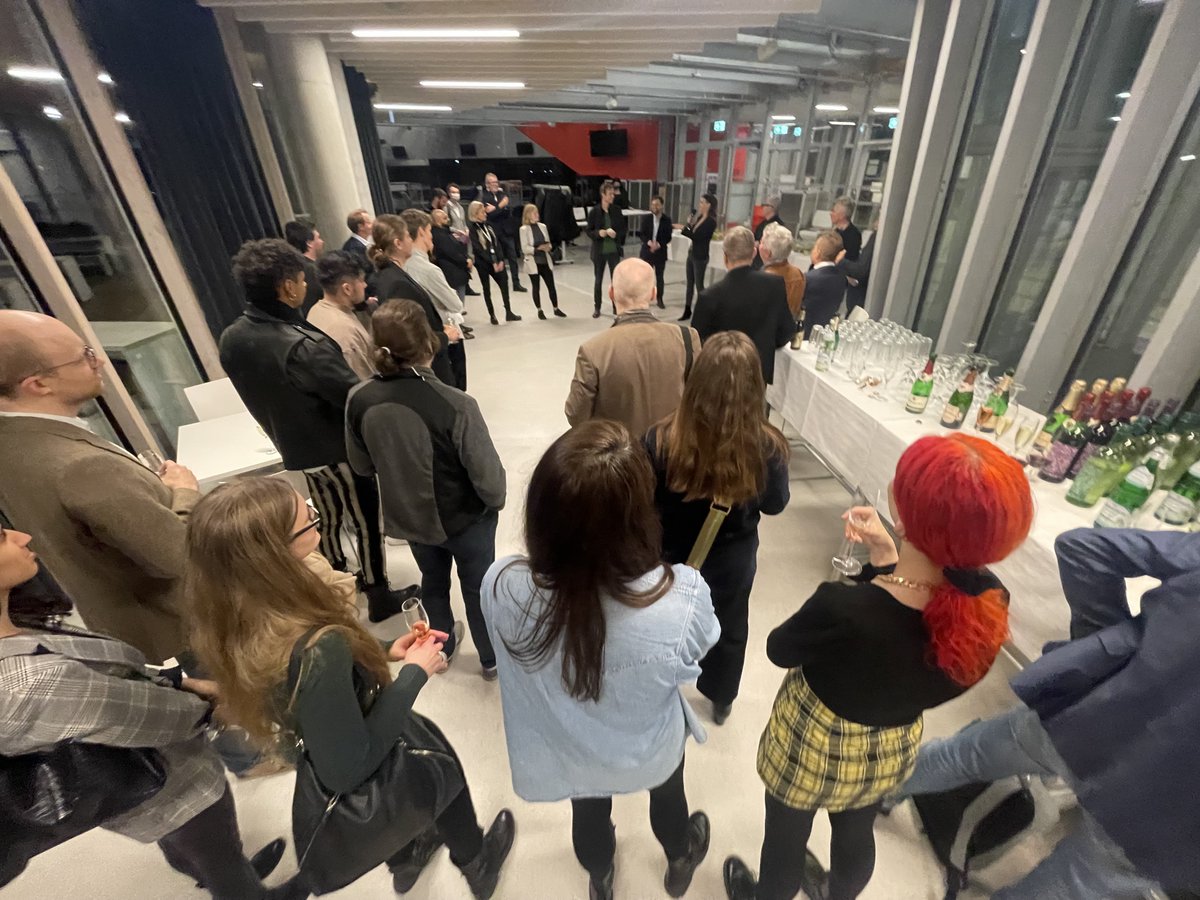 ZAUBARcompany's tweet photo. Best regards from the #VRBB & #Friends #networking #event. 🤩 Last night we attended the VRBB event and were pleased to be able to exchange ideas with various representatives of the #XR #industry on the topic of "#Learning Journeys Enabled by XR". 😎 💬 #ZAUBAR @VRBB_1 https://t.co/YQfpbx93yd