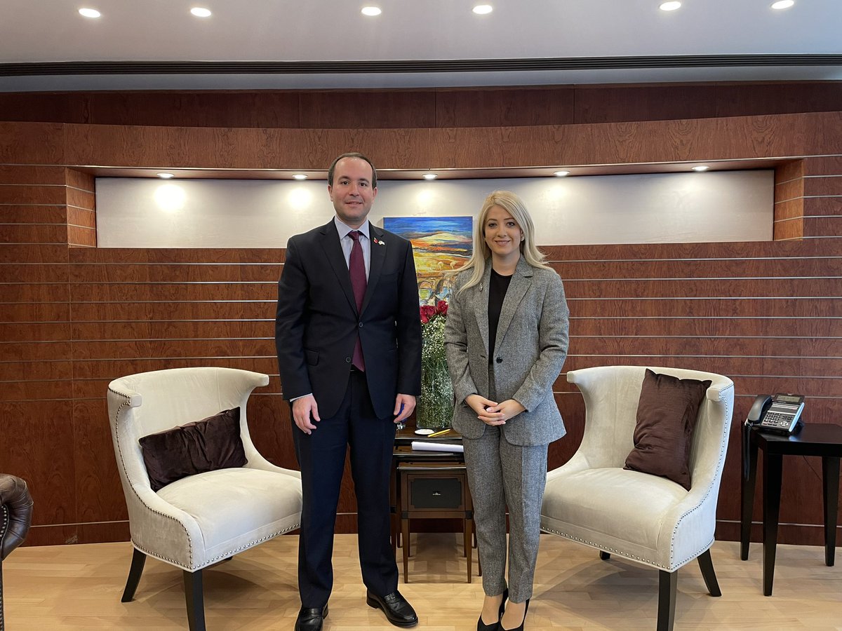 ChrisKaraolis's tweet photo. A real pleasure to see @AnnitaDemetriou this morning to thank her &amp; the House of Representatives for hosting the #Cyprus APPG this week and to discuss continued inter-parliamentary collaboration. Thanks again! cc:@UKCypriotFed https://t.co/QbR91Kvoqp
