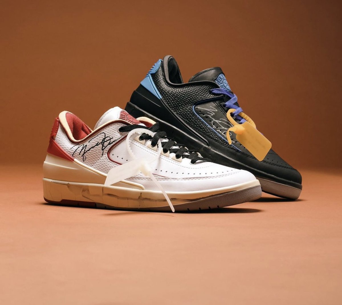 SNKR_TWITR tweet media