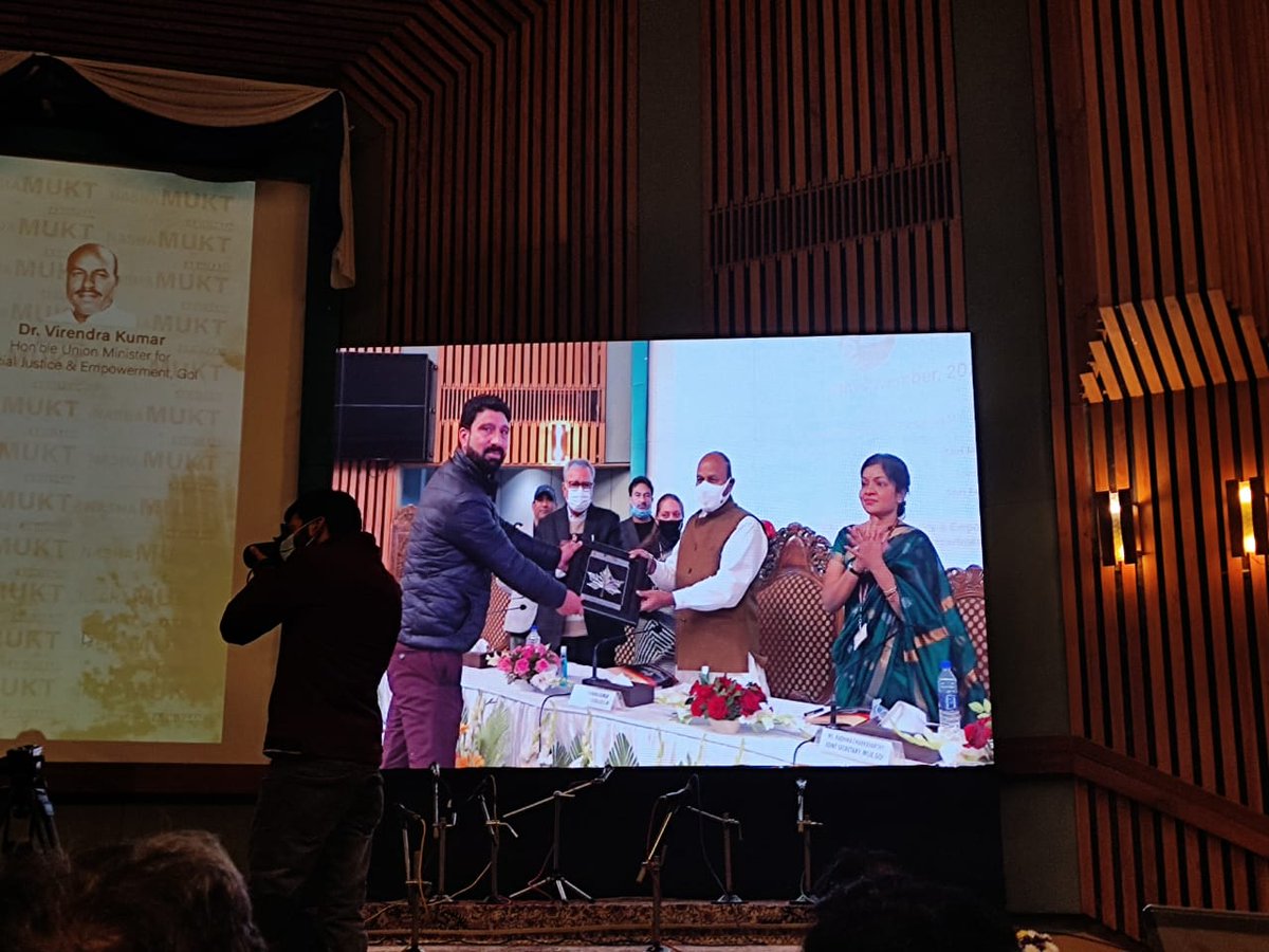 AnantnagDIPRC's tweet photo. Anantnag adjudged best district in the UT of Jammu and Kashmir by Ministry of Social Justice and Empowerment under the Nasha Mukht Bharat Abhiyan
Let us pledge to stay away from drugs and eradicate this menace from our society
@OfficeOfLGJandK @dr_piyushsingla @diprjk https://t.co/QtmzxOh4Kc
