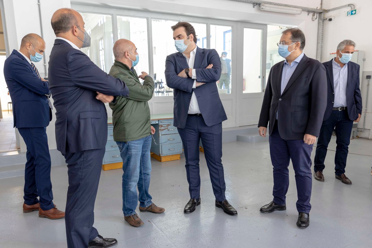 Pierrakakis's tweet photo. Το «Πράσινο» Data Center της @grnet_gr στον Λούρο αποτελεί εικόνα από το μέλλον της χώρας – ένα μέλλον καινοτομίας και προσαρμογής στις διεθνείς εξελίξεις. 

Υπογράφοντας το Μνημόνιο Συνεργασίας μεταξύ @ppcrenewables @mavrosko και @grnet_gr. https://t.co/XU4D16XvXb https://t.co/zRMPswG14u