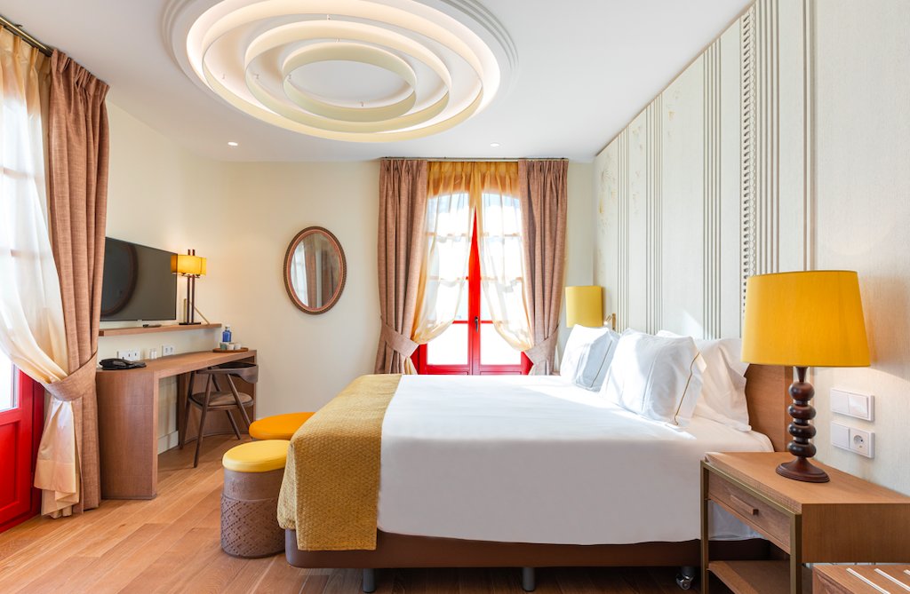 HotelElPilar's tweet photo. ¡Tus vacaciones deben de ser todo un lujo! Desde que llegas al destino hasta incluso, cuando te vas a dormir, por ejemplo, en habitaciones como esta. Queremos que vivas las mejores vacaciones y por supuesto, que sea con nosotros. https://t.co/VA8GbRYoKv