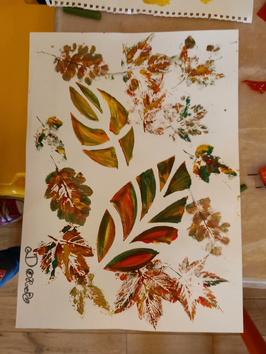 NHeartlands's tweet photo. Over half term Judith Gill ran workshops with the theme of Autumn and regeneration at Willington Open Door Church. The community made glass bugs, stained glass pictures and did leaf printing🍂 We are so pleased this relationship has continued since #CreativityinCrisis https://t.co/KTad8WJpso