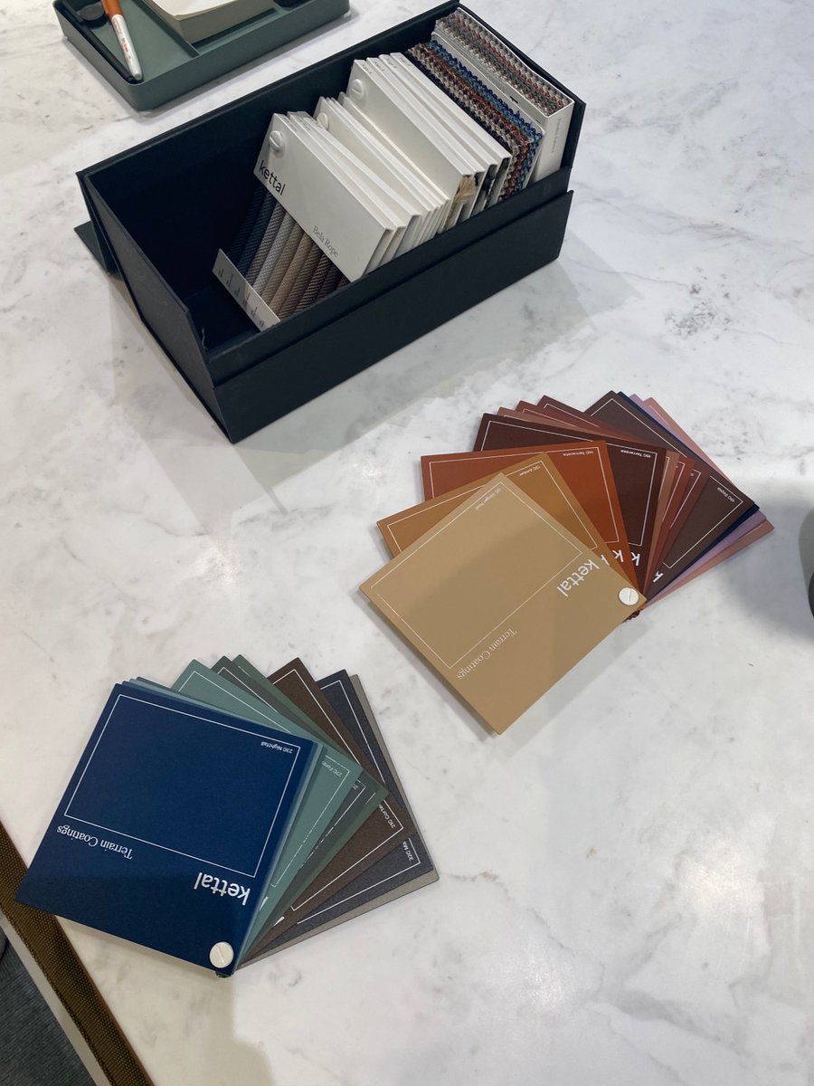 GravityOfficeUK's tweet photo. 💥 Design Talks & Trend Tours 💥
We had a great time last week at the Workspace Design Show in London. It was lovely to talk to likeminded individuals about topics we're passionate about.
Here's a few snaps from our day..
#workspacedesignshow #workspaceshow #workplaceinteriors https://t.co/jfEuX1c5i5