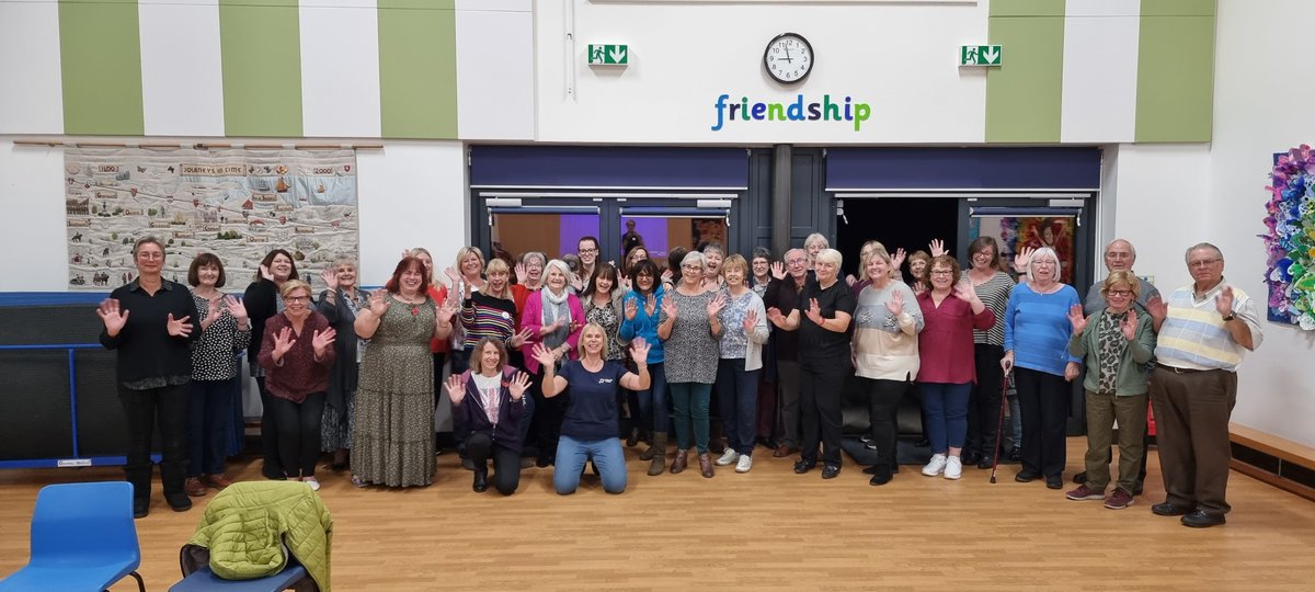 We did it! A great launch night had by all! There was fizz, there was cake, there was a whole lotta wailin' and a shakin' going on! #Sittingbourne Tuneless Choir rocks! 💙