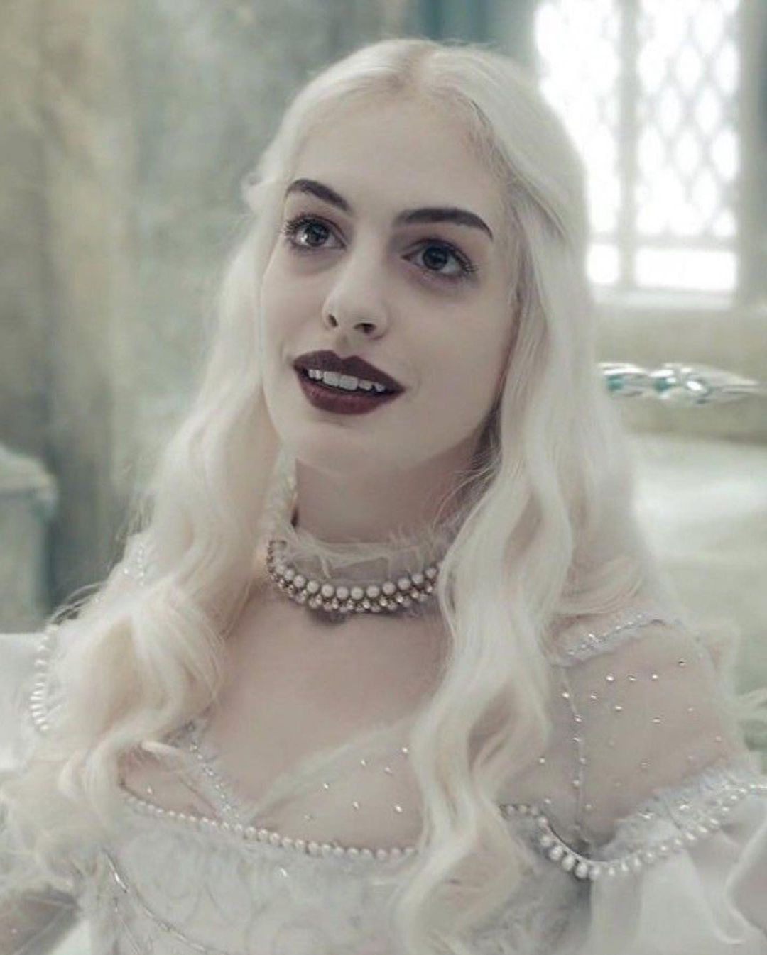 Happy birthday to Anne Hathaway AKA the queen of range 
