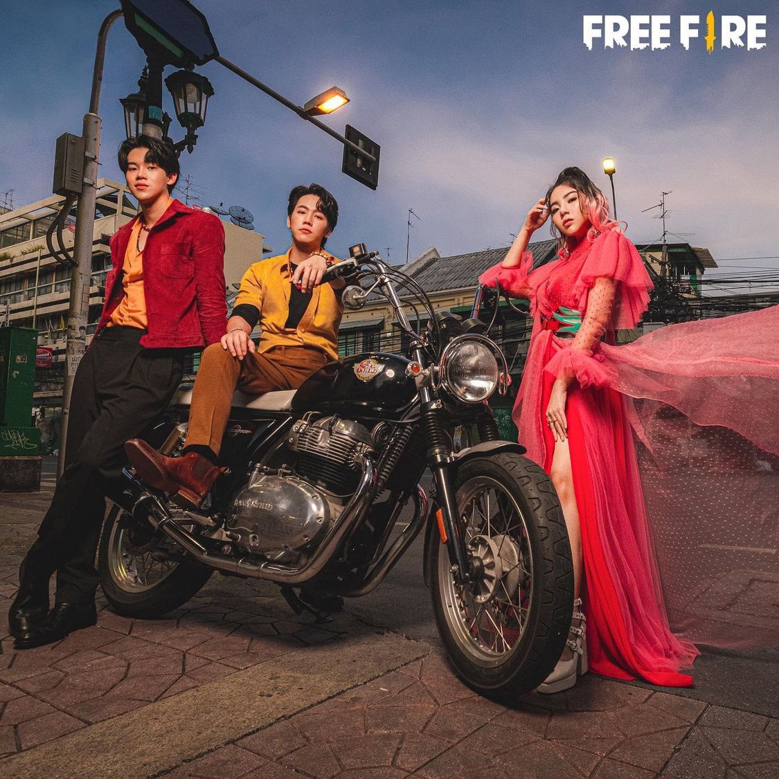 MSuppasitTrends's tweet photo. For the project of Free Fire 4 FEST, there is still one song left and MV just dropped today. From the central song "Before Love Becomes Hate" that features rising star artists V Violette and Mew Supasit to convey the spirit of sadness. 

#FreeFireก่อนรักมิววี @MSuppasit https://t.co/SyjCic5daA