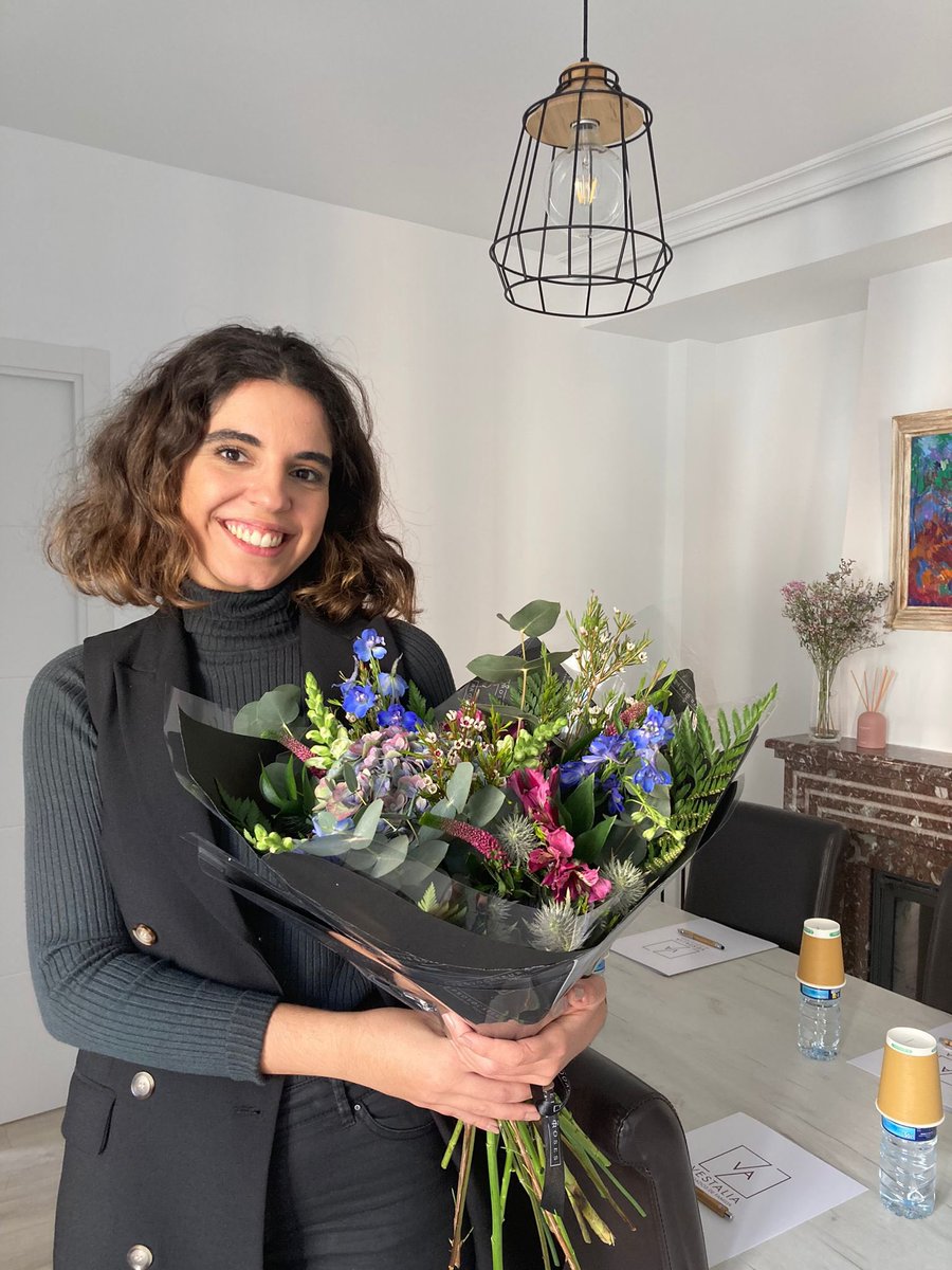 derechoadelia's tweet photo. Nuestra compañera @iciar_g ha superado con éxito el Máster de acceso a la abogacía y hoy estamos de celebración 🙌🏽

Ahora si: BIENVENIDA!!!! 👏🏽👏🏽👏🏽 @vestaliaasoc https://t.co/9F4ZwrP9nj