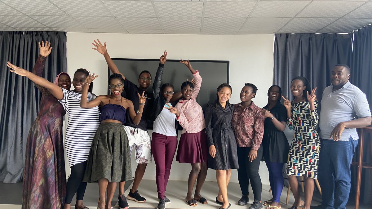 ETCeducation's tweet photo. Cohort-5 #Hackathon: Pitch Day Vibes🥳 (12th Nov 2021)

We did it queens 👸🏻 We made it to the end 🚶🏻‍♀️ Kudos to the ladies that made it this far. We are all winners🥳

#100DaysOfCodeQueen #womenintech #CodeQueen https://t.co/hxhVV59zOX