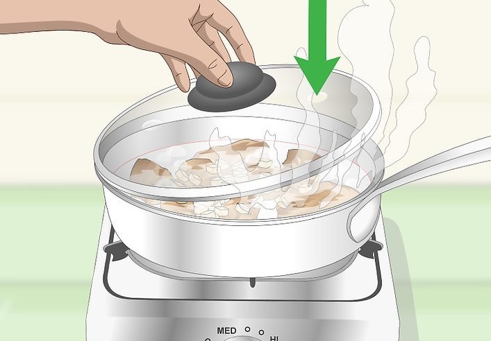 aglgas_gh's tweet photo. Cover your pots and pans whenever you are cooking. Trapping that heat will cut down dramatically on your cooking time and also save your gas. 
#algas #cookinggas #cookinggasdelivery #lpgdeliveriesinaccra #swapformore #savelpg #fridaysafety https://t.co/OLzy5F6cD2
