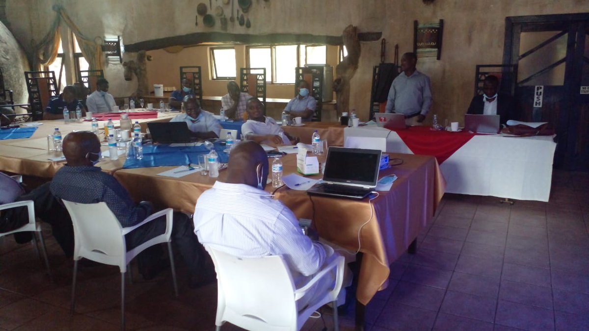 TellZimbabwe's tweet photo. Important discussions going on at Ancient City. John Maketo of ZIMCODD explains the link between Public Finance Management, strengthened citizen engagement, issues of accountability and quality service delivery. #Med4Dev #TellZimZimcodd https://t.co/v8vSPDH7nM