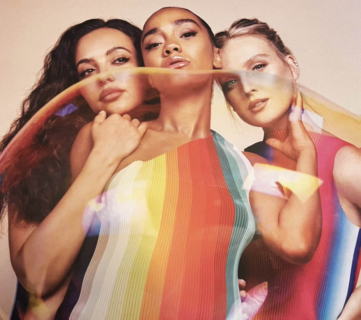 flatlinejade's tweet photo. if they hurt you
they’re hurtin’ me
that’s just the way it be
#BetweenUsOutNow https://t.co/POU1aW5Oub