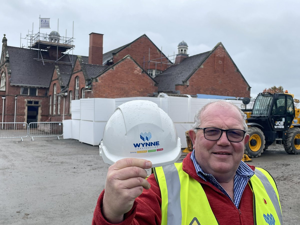 Aled_Glanogeu's tweet photo. Exciting day for @YGYTrallwng to see the start of construction of their new school #YTrallwng #Welshpool Huge amount of work to date by @powyseducation and main contractor @WynneConstruct #passivhaus #21CS @PowysCC https://t.co/SvURtq1pLi
