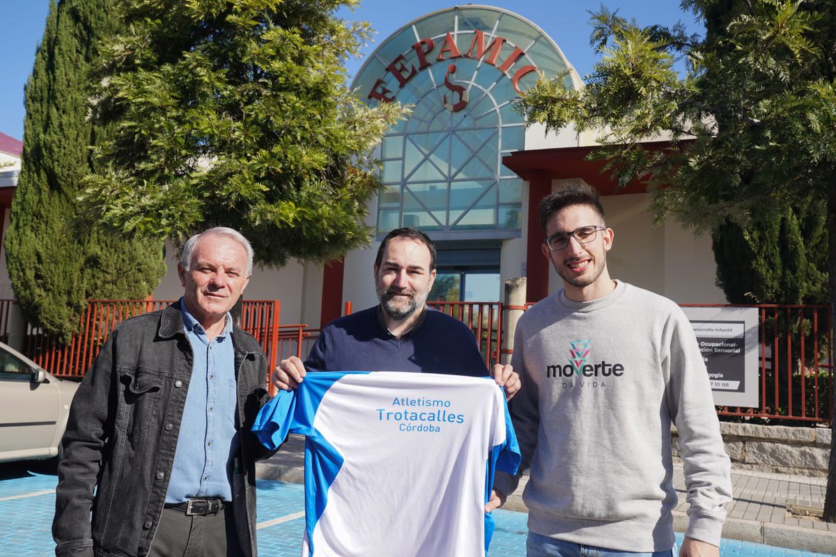 clubtrotacalles's tweet photo. 🫂 @clubtrotacalles colaborará con @Fepamic y #MoverteDaVida en una jornada de deporte adaptado.
📆 El 1 de diciembre en la IMD Fontanar generaremos todos una vida de hábitos saludables para las personas con discapacidad a través del deporte.
😺💙 #somosazules https://t.co/1al6834ir3
