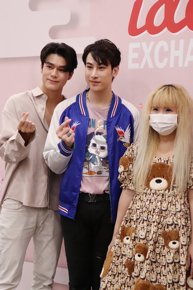 JETGallery_'s tweet photo. หน้าตาอาจไม่ละมุน แต่ใส่ใจคุณเกินกว่าประกันภัย (ว่าซั่น🤣)

@jet_bundit 
@jame_kasama 
#jet_bundit 
#jamekasama 
#เจ็ทแลค
#MyMateMatch https://t.co/uHGRciBRv0