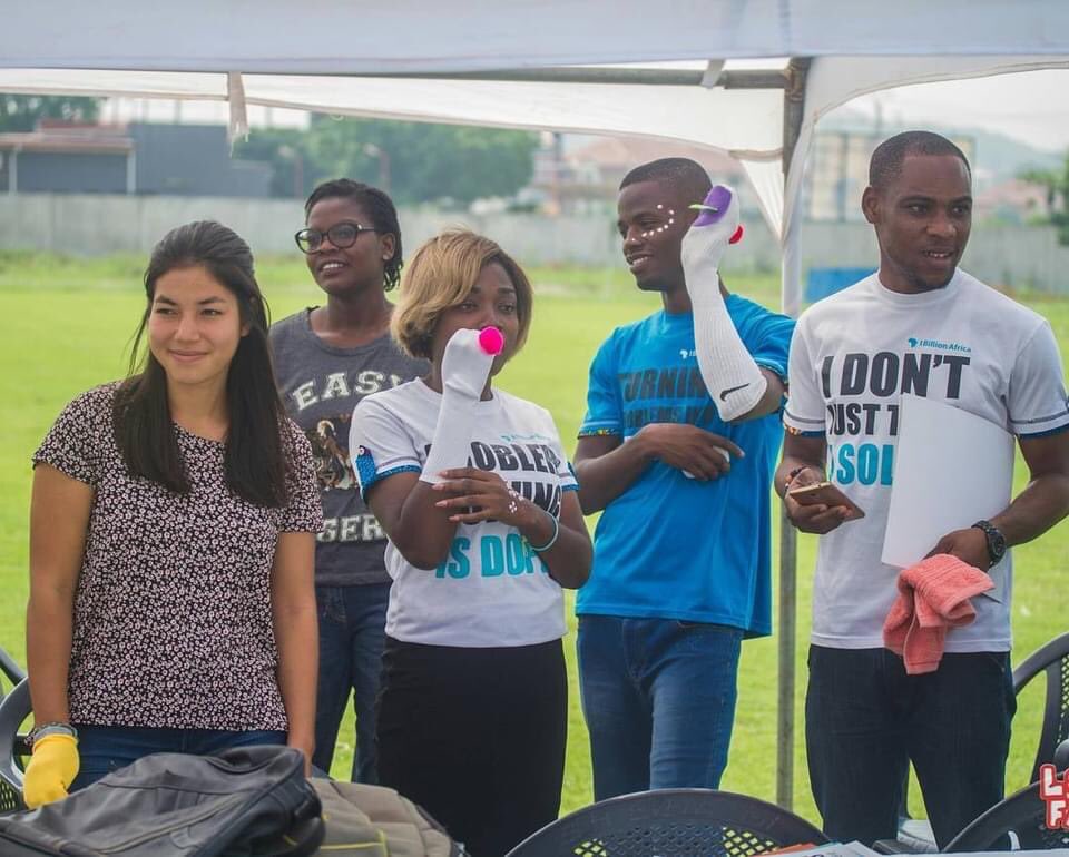 1billionafrica's tweet photo. Who said it's not possible to have fun whilst making impact :) ? Thanks to a wonderful partnership with the Love Fair Team, it's never a dull moment spending time with our young Kings and Queens!
#1BA
#TurningProblemsIntoProjects
#NEXT7 https://t.co/3jACZyYBSm