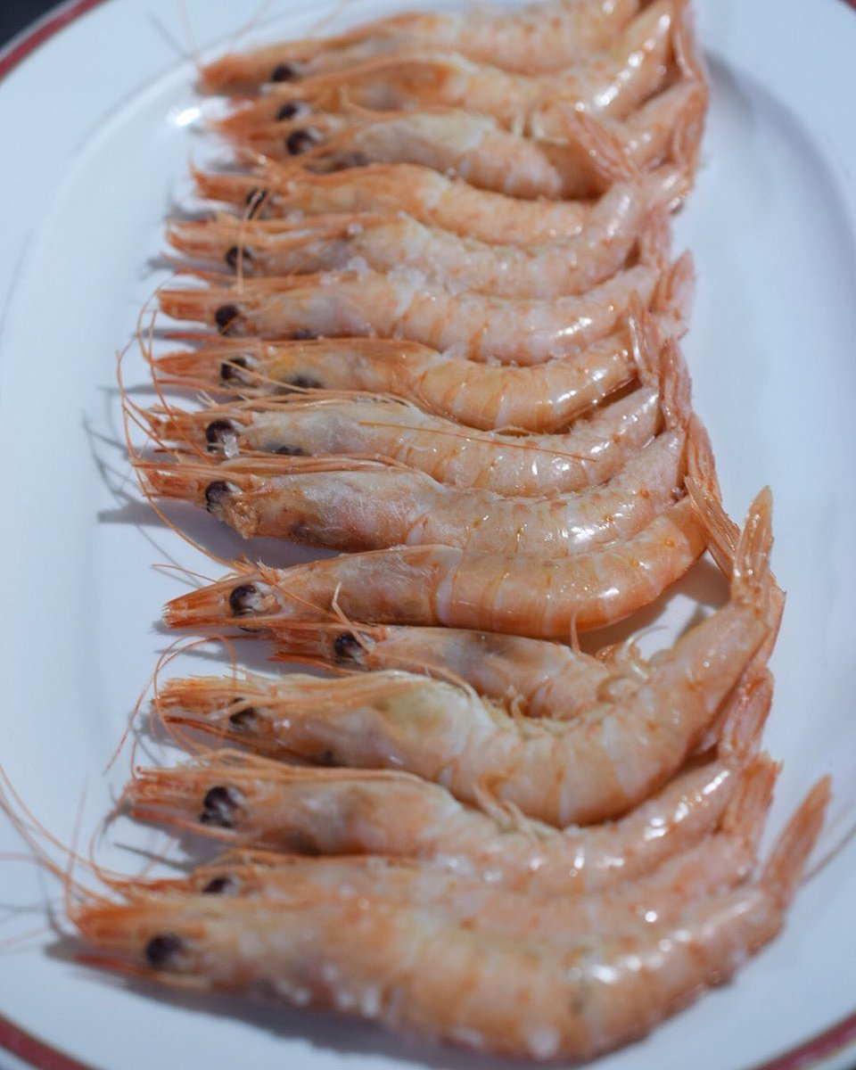 Un día más, listos para el servicio de medio día y noche 🙌💢‼️

Gamba blanca de Huelva…¡PRODUCTO EN LA MONTANERA! ¡os esperamos!

#LaMontanera 

📍C/Juan Sebastián Elcano 16
Sevilla (Barrio de Los Remedios)