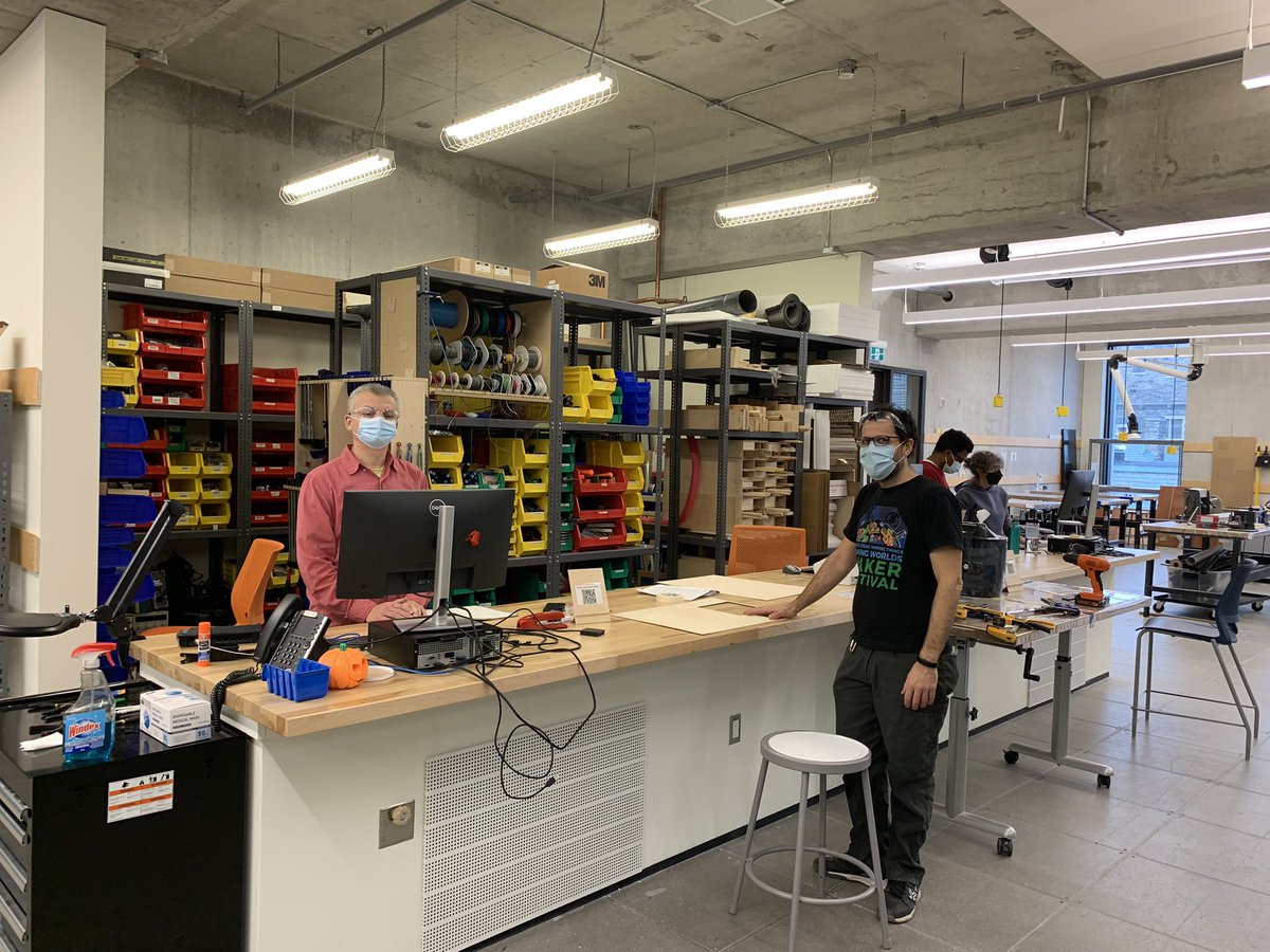 UofTEngDean's tweet photo. The always buzzing #myhal fab facility @uoftengineering - a fun drop in to see what was going on - @uoftmie MIE444 mechatronics along with Max and the team: makerspace supply centre par excellence - were in the house https://t.co/SKnsl4sBFe