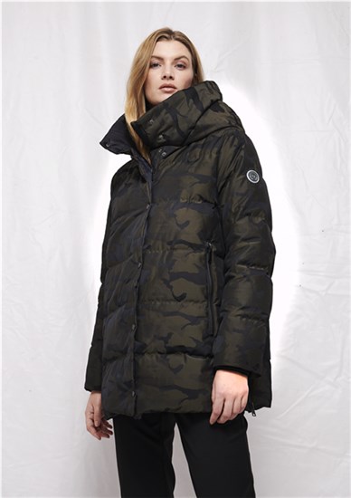 BeigePlus's tweet photo. It's time to wrap up and keep warm... Shop our collection of Frandsen jackets perfect for the autumn/winter season keeping you stylish and cosey ❄️💚 Shop now - 1457711
#beigeplus #newseason #ontrend #autumnwinter #beige #celebratemysize #curvyfashionista #curvygirl  #fullfigured https://t.co/NmQjz4On5A