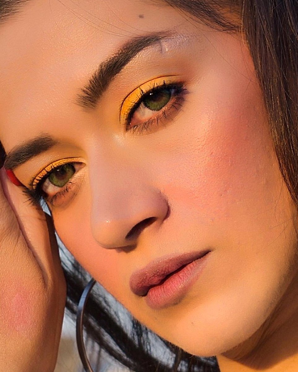 meetalyjoshi's tweet photo. #sunseteyes #mua #mitalijoshi #mitalijoshimakeups @ABHcosmetics https://t.co/r3EsJpV6kq