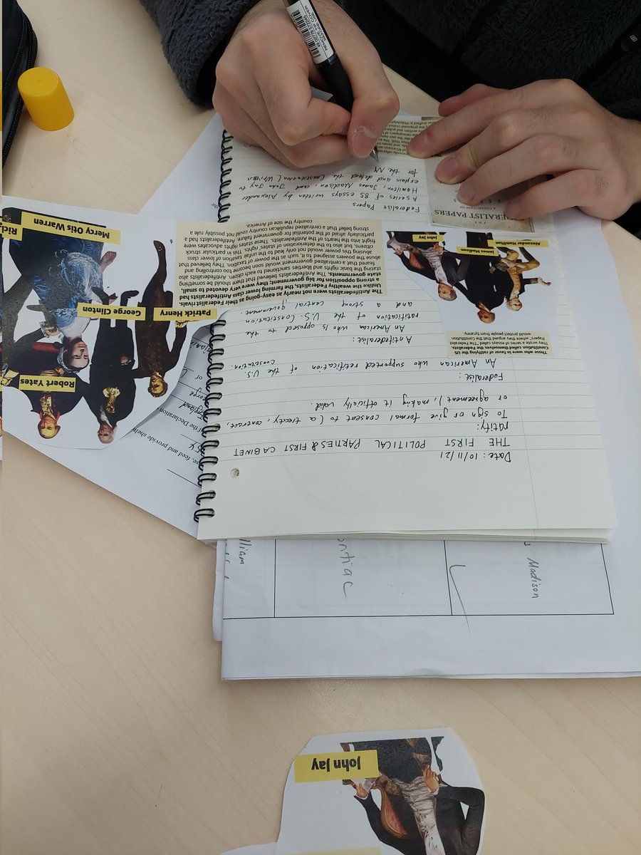 MsEniolade's tweet photo. In a world where it's becoming increasingly difficult to get Gen Zs to focus and get off their iPads. I present y'all NOTES!! 👏🏾👏🏾👏🏾👏🏾. #ushistoryclass #eslclass #eslhistory @MauvaisLangue I did alright yea? https://t.co/XvI3DyR9yp