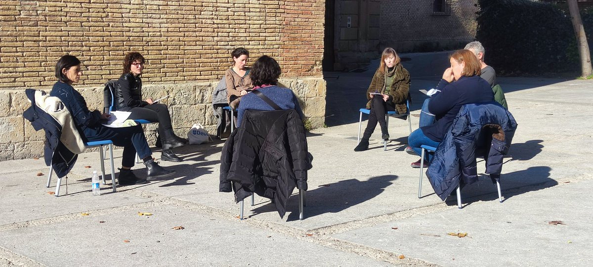 //LA CIUDAD TAMBIÉN PUEDE CUIDARTE. Con la participación de @BenedetVeronica de <a href="/UNESCO_Paisajes/">CátedraUNESCO_Paisaje_Patrimonio</a> , <a href="/edurne_ramirez/">EdurneRamírezElcano</a> @marcevegah , @maria_zaramari de <a href="/urbanbat/">URBANBAT</a> , Toño Ros del <a href="/Cete_Estella/">CETE Tierra Estella</a> , Marta Ruiz de Alda y  Belén Borobio. <a href="/AytoEstellaLiz/">AytoEstellaLiz</a> <a href="/koldinni/">KoldoLeozGarciandia</a>