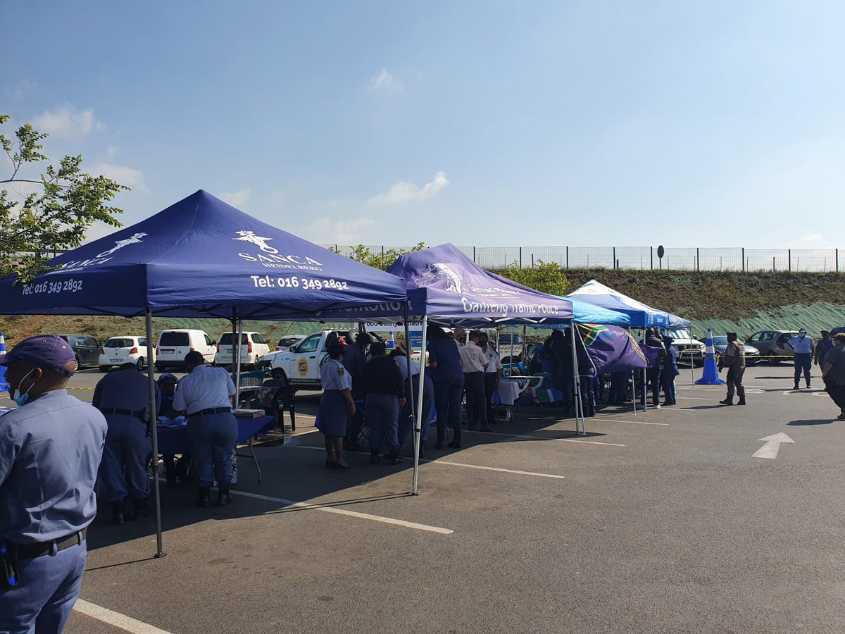 SAPoliceService's tweet photo. #sapsGP #CoffeeWithACop campaign is taking place at Heidelberg Mall today where #SAPS are represented by members from various Provincial Components and specialised units and are also joined by members from @GTP_Traffstats and various security companies #CommunityRelations ME https://t.co/vNZ2sPS6nS