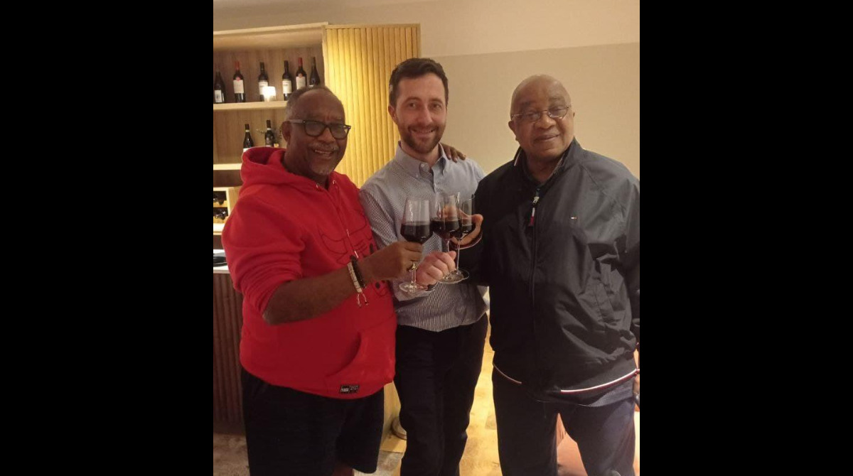 afrostarcrypto's tweet photo. Big news!
⭐Ambassador Dr Wallace Williams - COO
⭐Funso Lawal - Multi billionaire gas &amp; oil magnate
⭐Alex Kean - Social media relations

Wallace demonstrating his vast network of connections across Africa.

#growth #Africa #afrostarcrypto #crypto #p2p #nft #100xgem #defi #alts https://t.co/8bblXl45TV