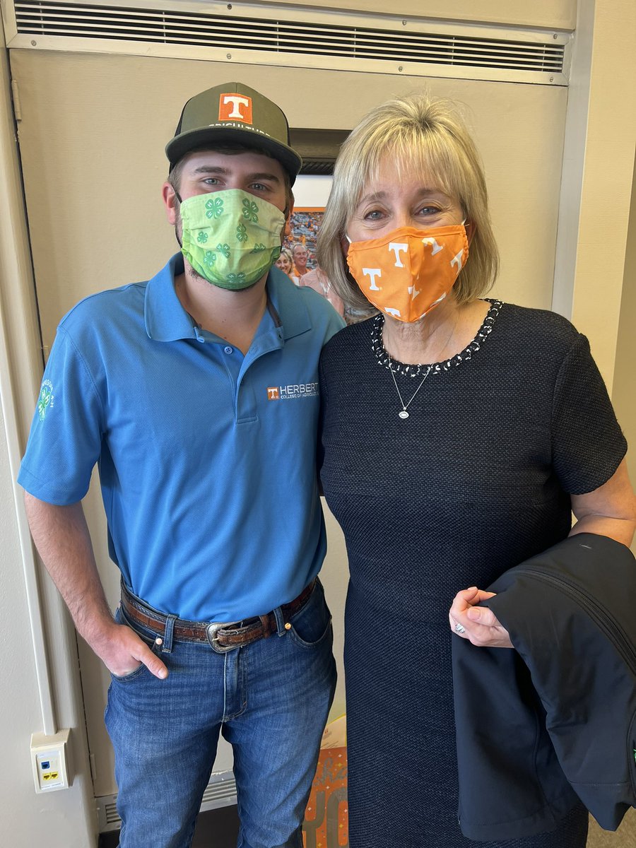 Donde Plowman tweet media