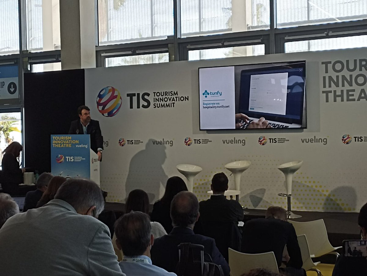 Presentación de <a href="/Turify_H/">Turify Hospitality</a> en directo en el <a href="/tissevilla/">Tourism Innovation Summit</a> !!! Aforo completo... Por algo será 👍👍👍😀