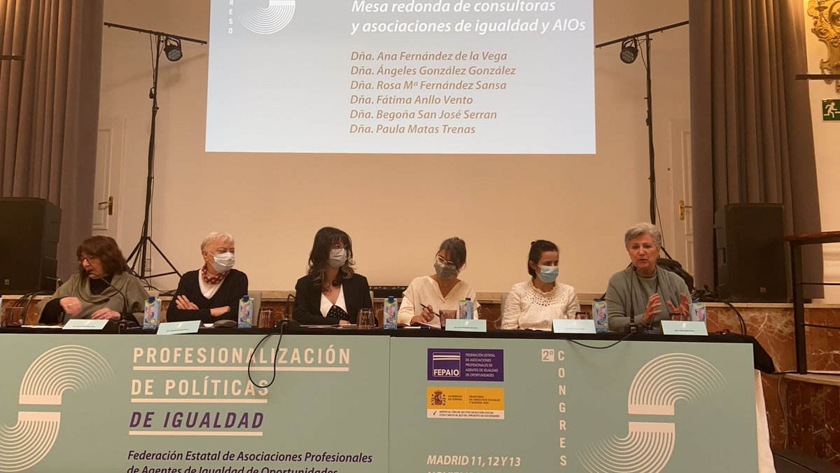 Nuestra presidenta, <a href="/fanllovento/">Fátima Anllo Vento</a>, comienza su intervención en el Congreso Estatal de <a href="/Fepaio_/">Fepaio</a>