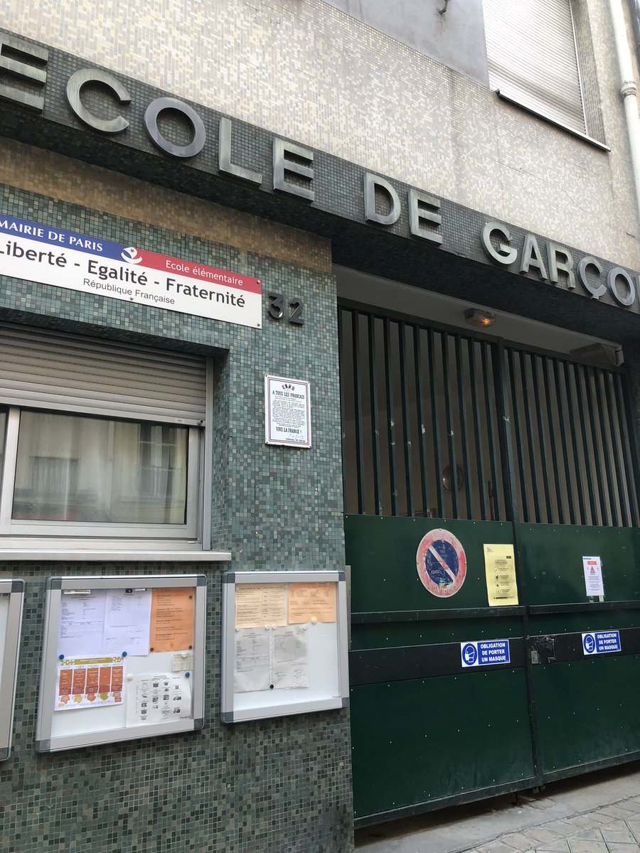 SE_UNSA75's tweet photo. Alexandra en solo dans le 9eme pour le @SE_UNSA75 au lycée Jules Ferry et l’école Bruxelles https://t.co/A4Cuz2zmf1