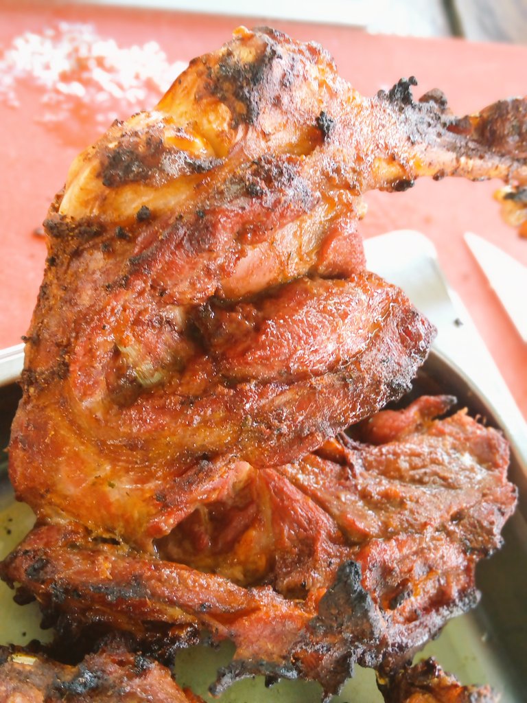 DavOlokojo's tweet photo. Looking for a place to have fun,  well look no more @thepalaceamare is right here for you

With our smoke house, we've got you covered with a variety of smoked meats at affordable prices!

For inquiries,
Reach us: 0779620274/0705437016

#AmareThePalace https://t.co/wPVWNd15U3