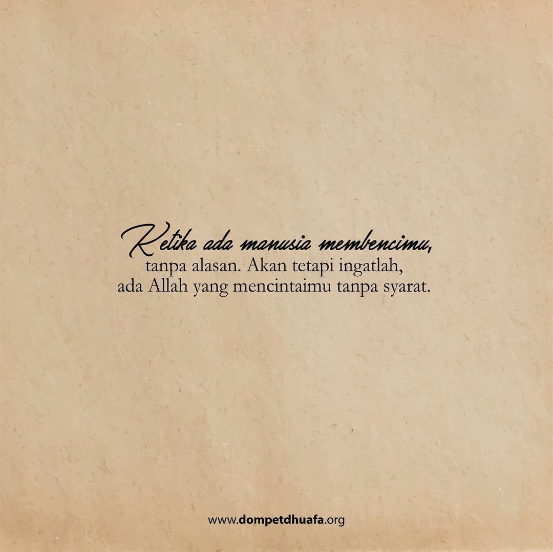 dompetdhuafaorg's tweet photo. Saat kamu tidak disukai sama orang lain, gak apa-apa ya. Terpenting Allah senantiasa mencintaimu.
#DDQuote #MenebarKebaikan https://t.co/p8Sy2GLGv6