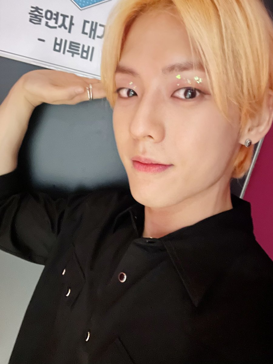 btob2mh's tweet photo. 오늘도 비키라 함께 해주실 거죠?🥰
나는 오늘도 운동 2회차 종료🔥 https://t.co/0zQO4nawtz