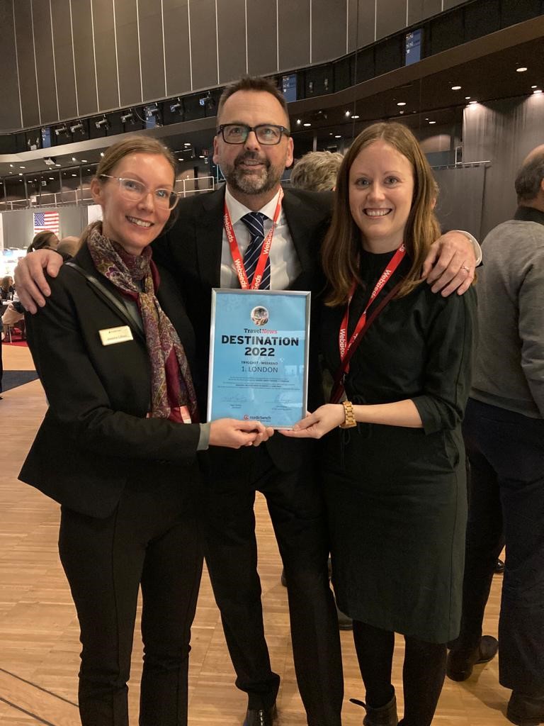 VisitBritainNDC's tweet photo. Yesterday the Swedish team shared a stand at Travel News Market together with Warner Bros. Entertainment and Travelbeat . The day ended on a great note with London picking up the prize for Best Weekend Destination! https://t.co/6J71syLdiO