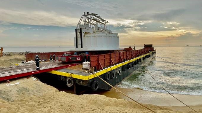 FreightRachel's tweet photo. Members in Malaysia, Megalift recently constructed a temporary beach landing jetty to load out and deliver a 171tn SPM buoy.
https://t.co/gs4lb9uZ0Y
#projectcargonetwork #PCN #projectcargo #cargo #freight #logistics #Malaysia #delivery #OOG #overdimensional #barge #engineering https://t.co/NJLsdrHBin