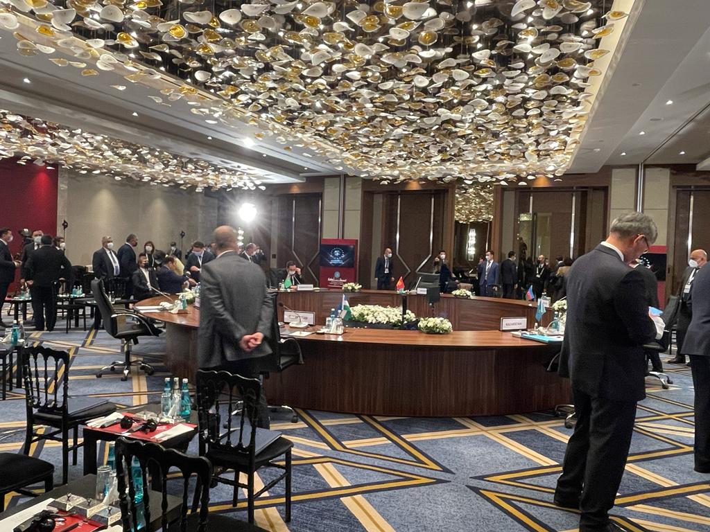 TurkiyeUrdu_'s tweet photo. استنبول میں ترکِک کونسل کا سربراہ اجلاس شروع ہو گیا
کونسل کے آٹھ رکن ممالک کے سربراہ اجلاس میں شرکت کر رہے ہیں
آذربائیجان کے صدر الہام علی یوف بھی اجلاس میں شرکت کے لئے ترکی پہنچ گئے ہیں
#BizBirlikteDahaGüçlüyüz #TürkDevletleriTeşkilatı #Turkick https://t.co/mRIV5JISGE
