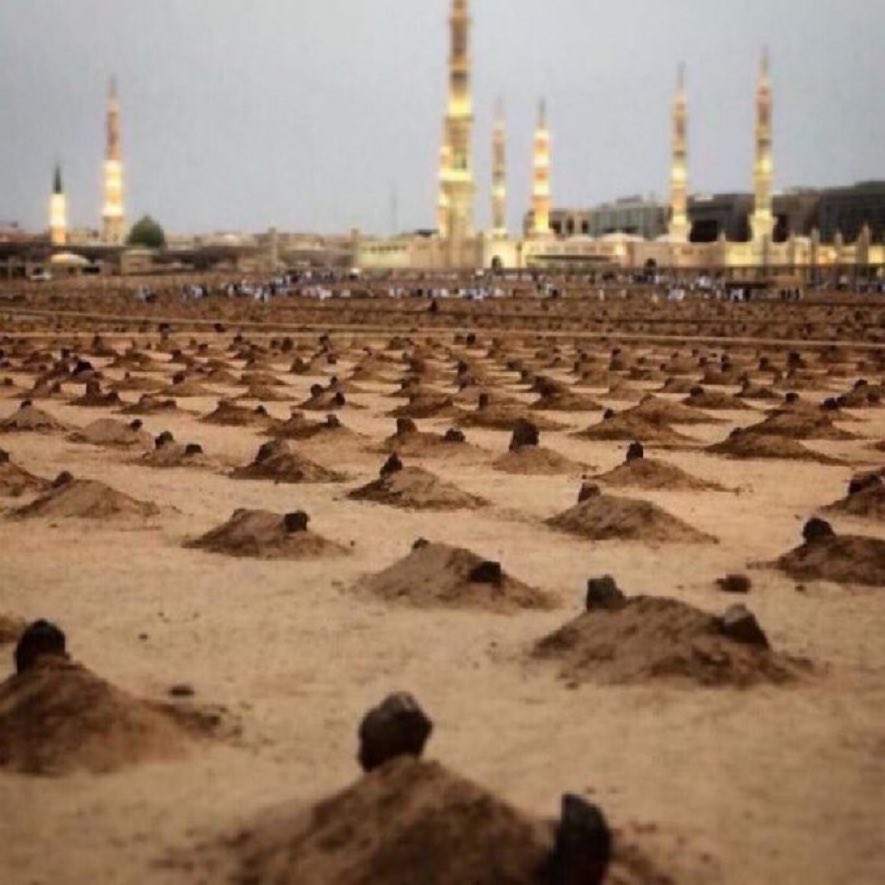 wfyat_md's tweet photo. اللهم ارحم موتانا..
واجعلهم في نعيمٍ لا ينفد..
وأُنسٍ لا ينضب..
وهناءٍ لا ينقطع..
واجعل ميعادنا بهم جنّاتك جنّات الخلود.. https://t.co/KYjXwbh1fH