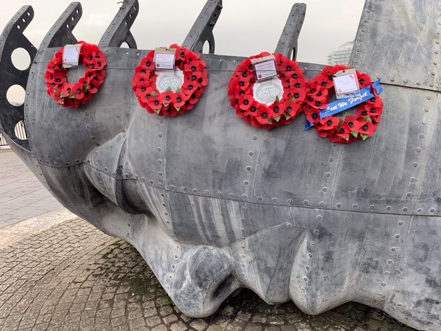 There were more than 90 maritime casualties from #Grangetown in #WW1 and at least 108 in #WW2. Remembering all Merchant Navy and RN losses from Cardiff at the Cardiff Bay memorial on Saturday, just before 11 #RemembranceDay2021