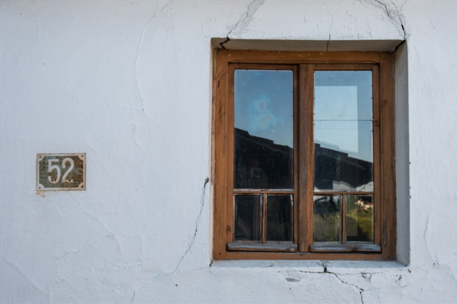 🏠 Tus clientes necesitan soluciones que aumenten el confort de la vivienda. Reparar grietas y fisuras de la fachada puede prevenir el envejecimiento prematuro de un edificio y contribuir al ahorro energético.

Todo el material necesario en #tiendasBdB.

ℹ️bit.ly/3h1V901