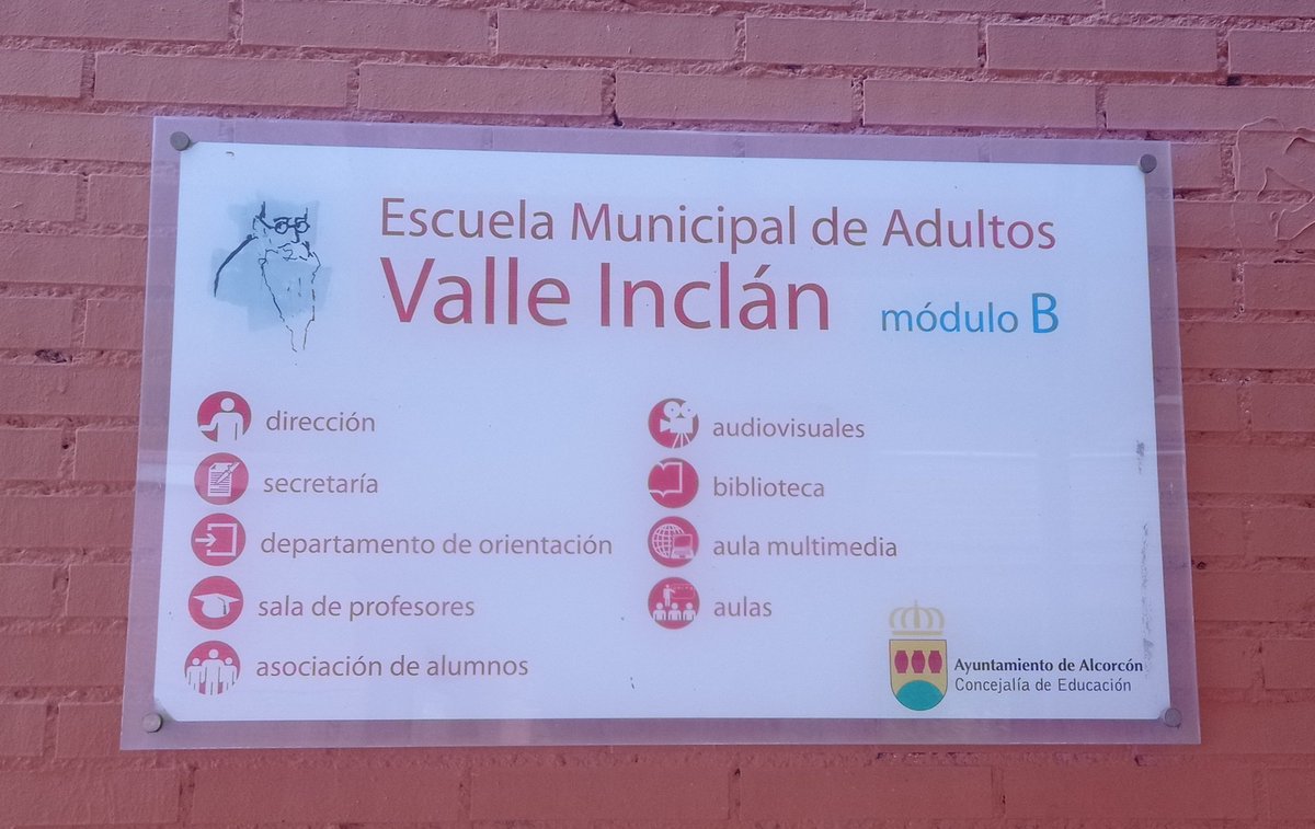 gros73's tweet photo. @natadeandres @AytoAlcorcon  soy alumno de la escuela de adultos Valle Inclán , estoy cursando la ESO y desde septiembre no tenemos profesores de Matemáticas y Naturales lo cual es un problema. Si son tan amables me pueden orientar para cuando los tendremos , muchas gracias . https://t.co/vbftL2ZEid