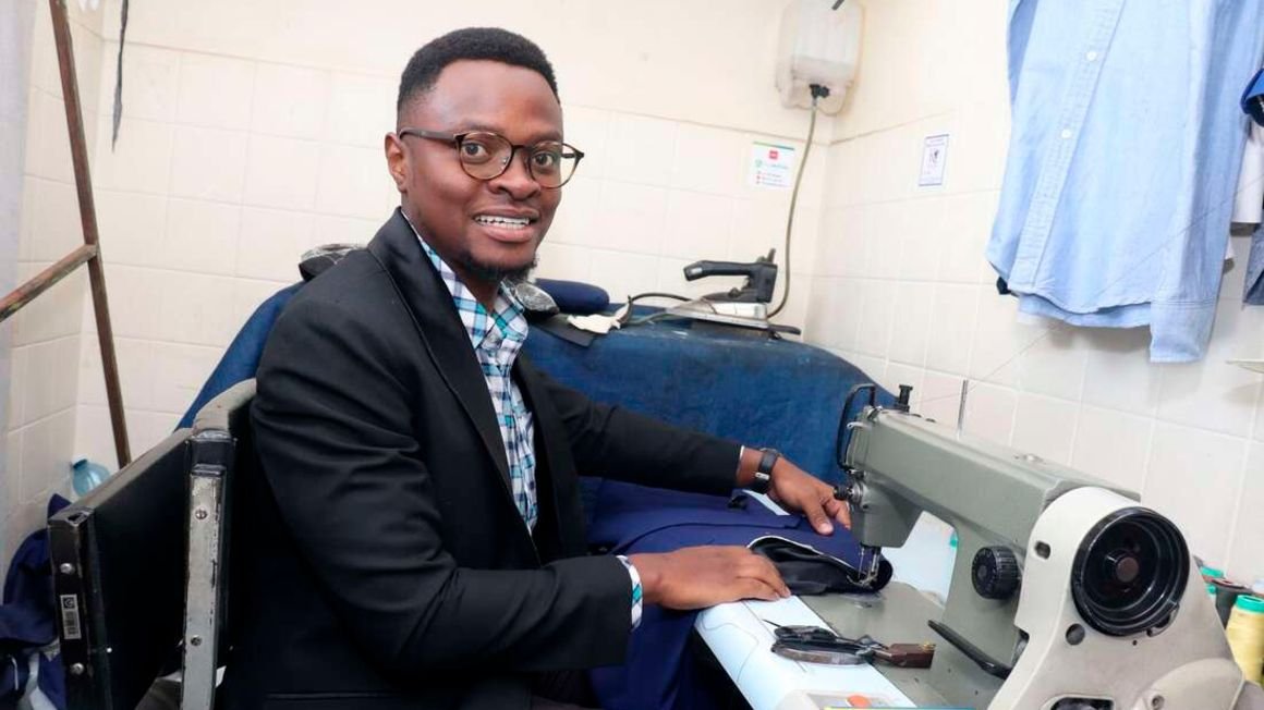 BD_Africa's tweet photo. Architects sketch bright future in tailoring
https://t.co/1X6YeKDf3P https://t.co/UrCSFmwIiM