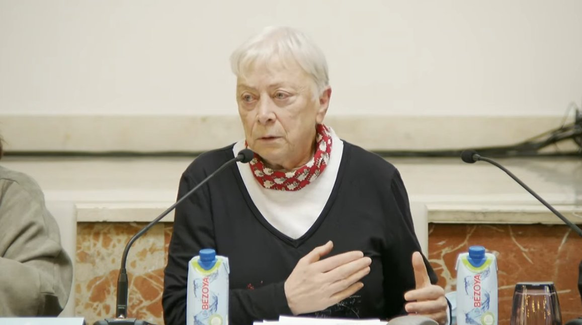 Fepaio_'s tweet photo. Begoña San José: "No podemos permitirnos el lujo de no gastar estos fondos reservados para los planes de igualdad" #2congresofepaio #igualdadprofesional https://t.co/FMK8Q2zYml