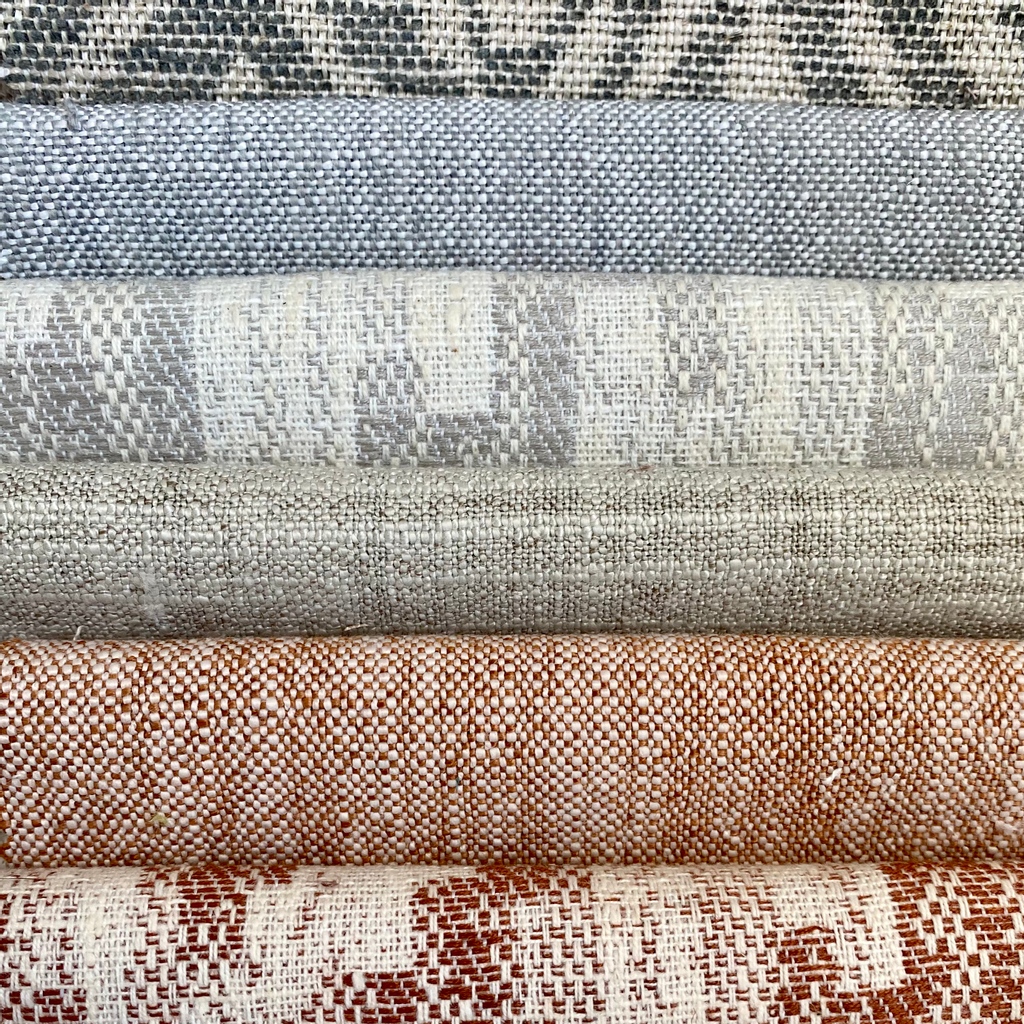 Khaya_Studio's tweet photo. Curtain fabric selection for the Cottrell Gardens project.. 

Interior Design by @khaya_studio

#interiors #interiordecoration 
#interiorstyling #homestyling
#instahome #interiorinspiration
#cardiffinteriordesigner #interiordesignercardiff https://t.co/VzuQShdqzt