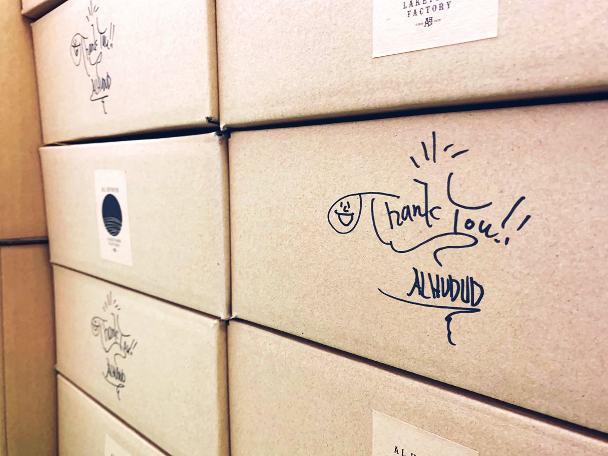 ALHUDUDclothing's tweet photo. [出荷作業開始]
お待たせしましたー！
受注生産しておりました愛するアイテム達を本日から来週頭に掛けて、出荷してまいります！！！
到着したら #ALHUDUD のタグを付けて素晴らしいコーデを披露してください🔥
も���少しお待ちください！！！ https://t.co/FYNshHq4NQ