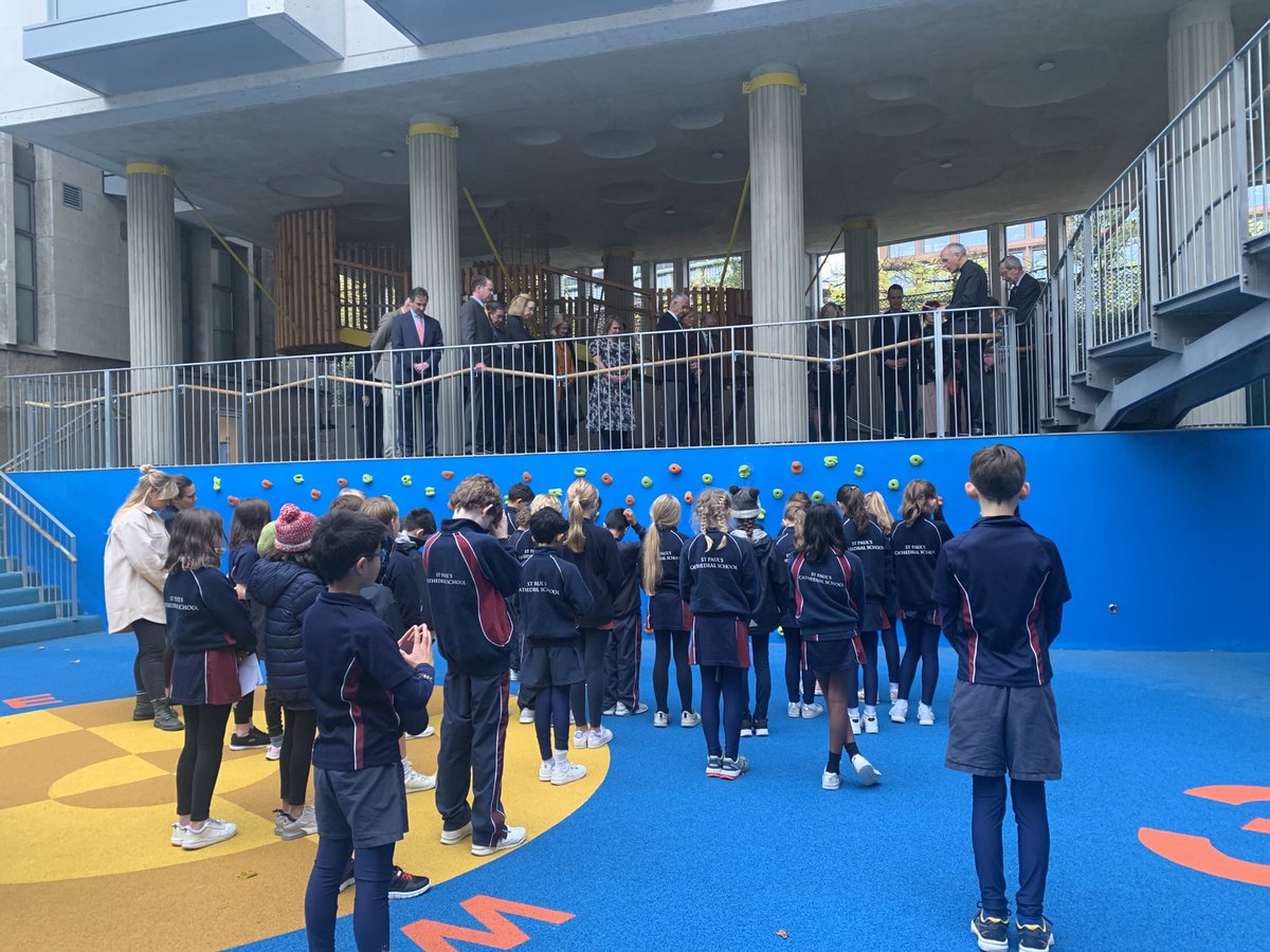 StPaulsChoir's tweet photo. It has been our honour to host friends and supporters of Learning in Harmony from @StPaulsTrustUS this week. Our new boarding house and partnership programme helps secure &amp; extend choristership @StPaulsLondon for generations to come. https://t.co/9qPYGOhbGV