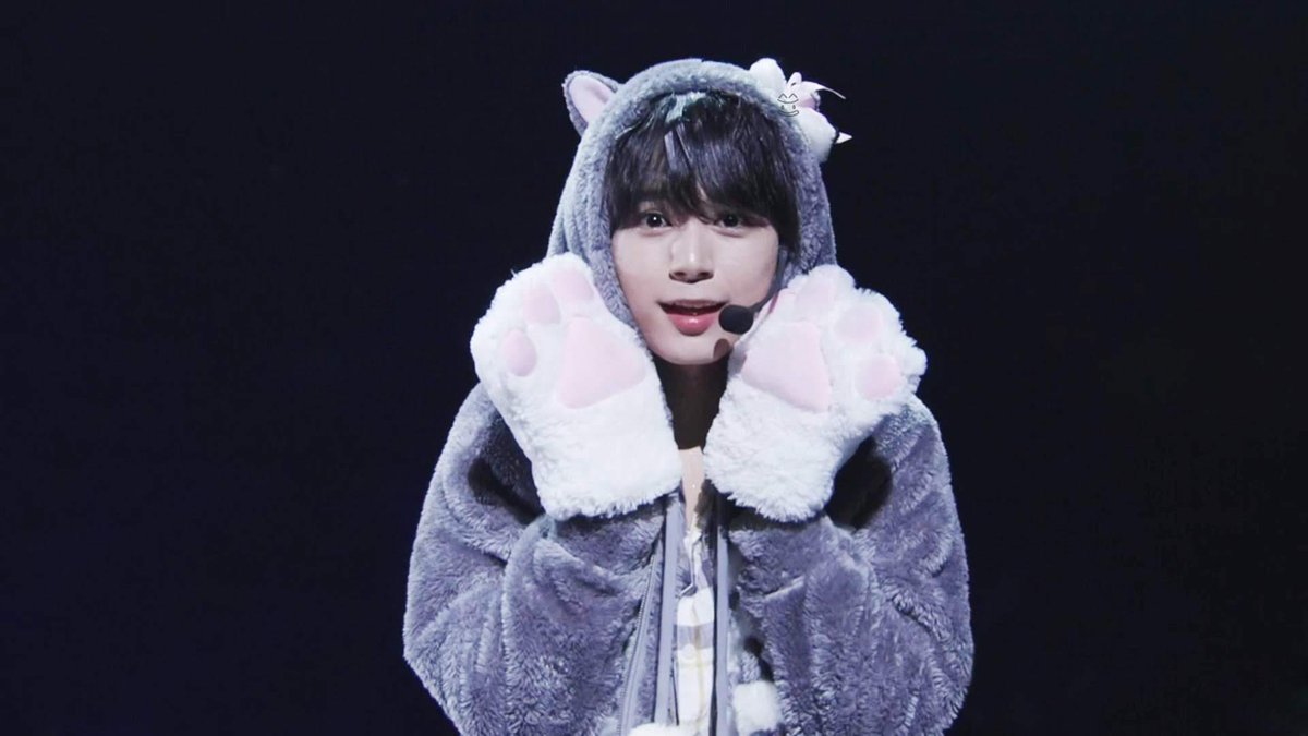 memedai__'s tweet photo. デビューしたことですし=LOVEの齊藤なぎさvsなにわ男子の大西流星であざと頂上決戦してもろて https://t.co/psLEJMPPsm